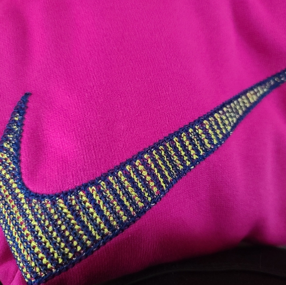 Nike hoodie - Picture 2 of 3